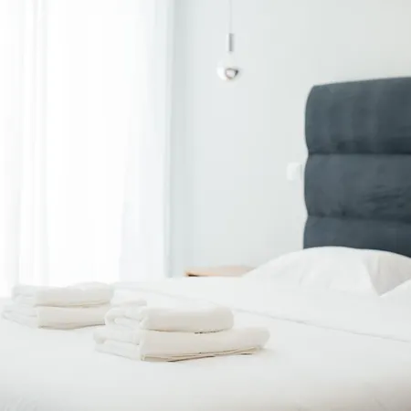 Hostal Lightpoint