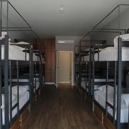 Hostal Lightpoint *